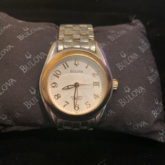 Bulova Bracelet White/Yellow gold toned steel 041mm